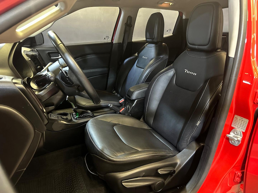 Foto do veículo FIAT TORO  FREEDOM AT9 2017 58.377 KM 87.900,00