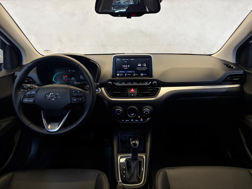 Foto do veículo HYUNDAI HB20  1.0 TGDI AT PLATINUM 2025 2.718 KM 104.900,00