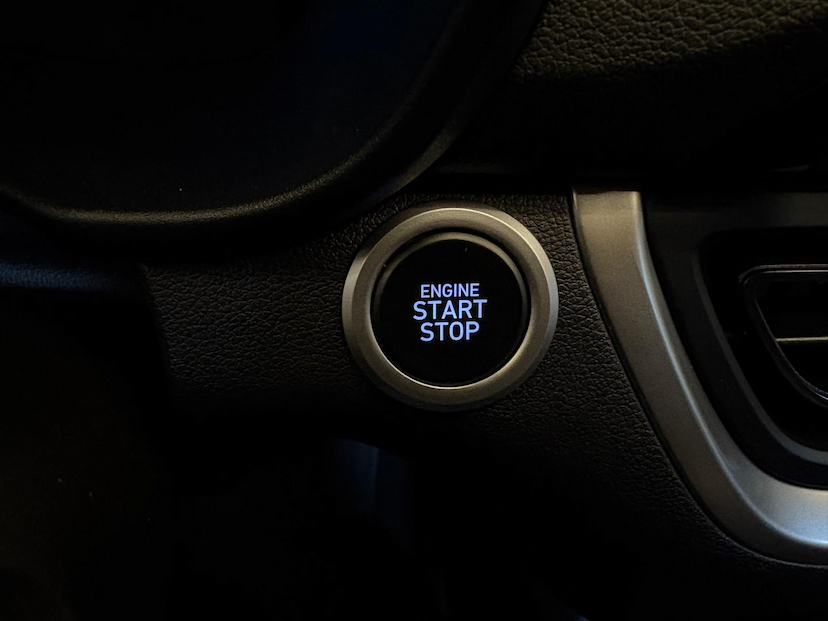 Foto do veículo HYUNDAI HB20  1.0 TGDI AT PLATINUM 2025 2.718 KM 104.900,00