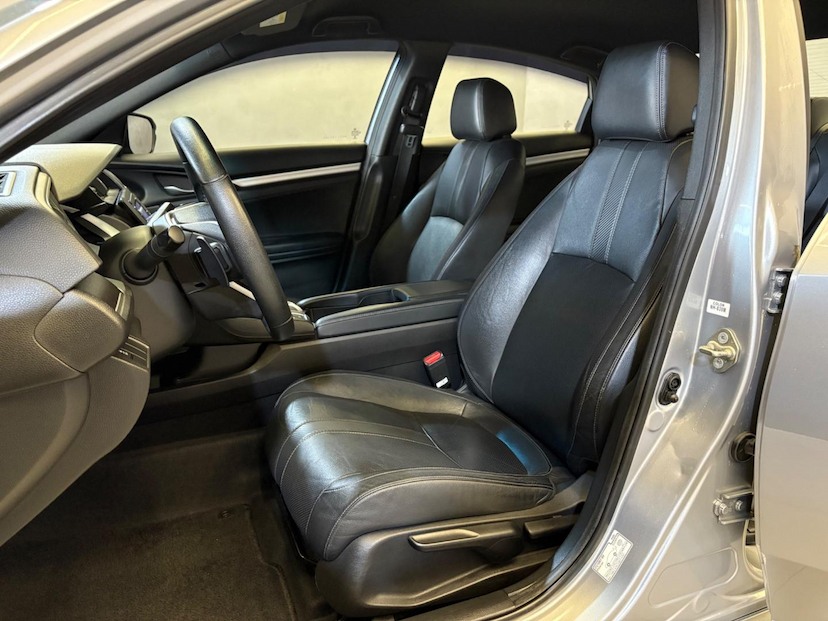 Foto do veículo HONDA CIVIC  EX CVT 2017 101.355 KM 106.900,00