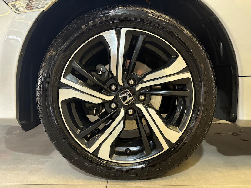 Foto do veículo HONDA CIVIC  EX CVT 2017 101.355 KM 106.900,00