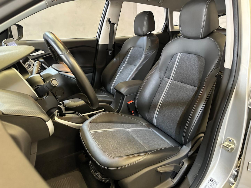 Foto do veículo CHEVROLET TRACKER  12T A LTZ 2021 29.801 KM 103.900,00