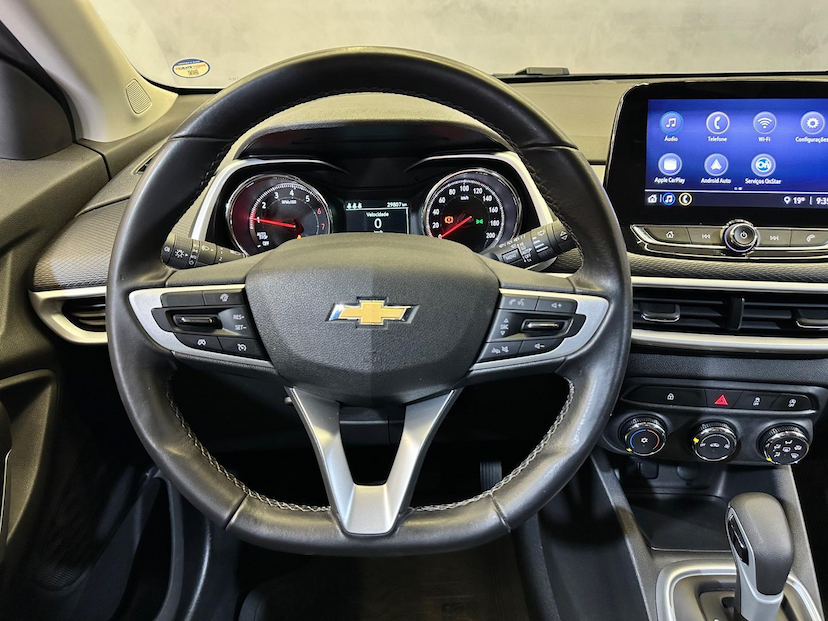 Foto do veículo CHEVROLET TRACKER  12T A LTZ 2021 29.801 KM 103.900,00
