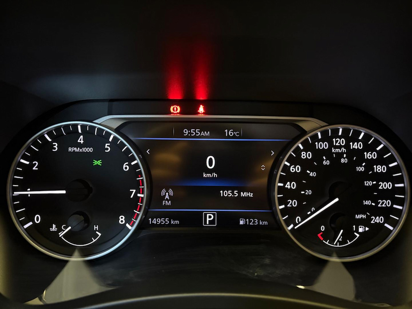 Foto do veículo NISSAN SENTRA  EXCLUSIVE INT. PREMIUM 2.0 16V AUT. 2025 14.953 KM 168.900,00