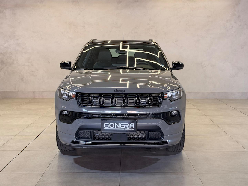 Foto do veículo JEEP COMPASS  BLACK HURRICANE 2.0 4X4 TB AUT 2025 15.882 KM 199.900,00