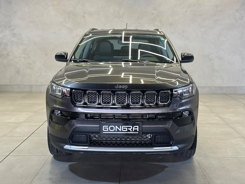 Foto do veículo JEEP COMPASS  LONGITUDE TF 2022 30.700 KM 125.900,00