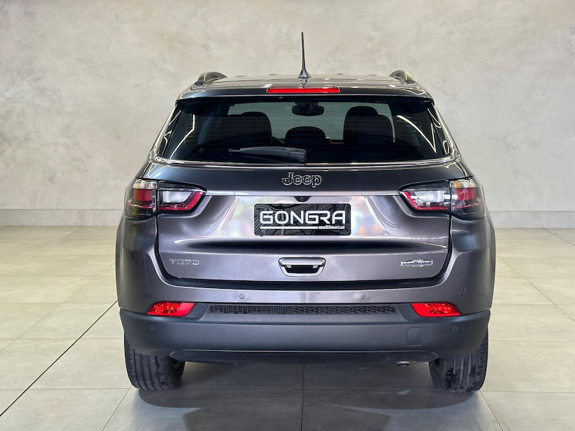 Foto do veículo JEEP COMPASS  LONGITUDE TF 2022 30.700 KM 125.900,00