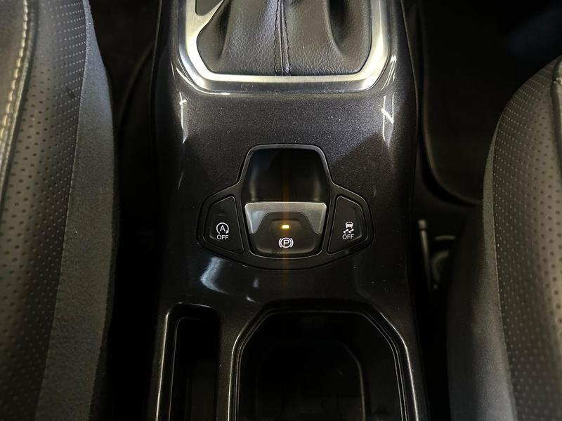 Foto do veículo JEEP RENEGADE  S T270 1.3 TB 4X4 FLEX AUT 2023 43.911 KM 113.900,00