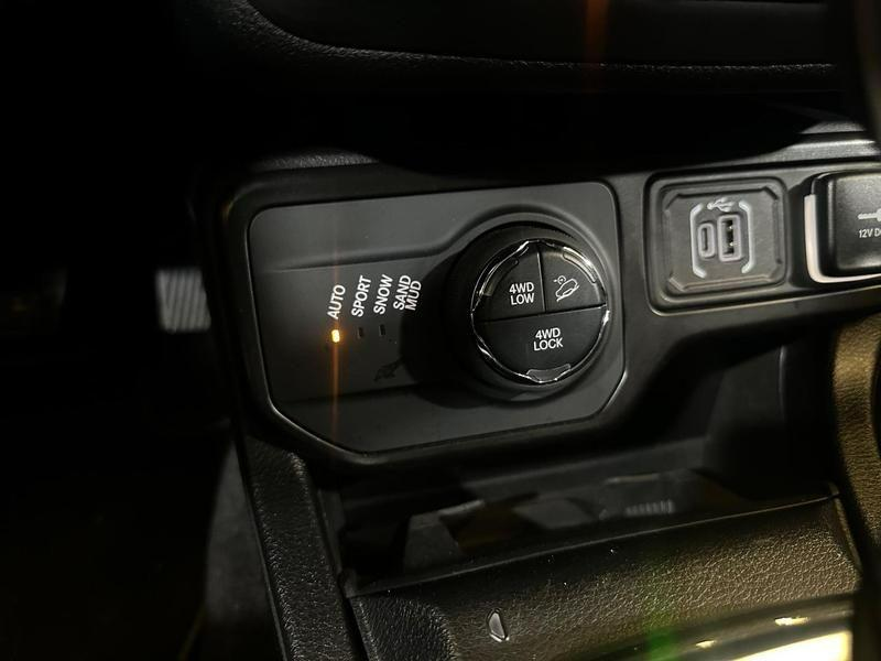 Foto do veículo JEEP RENEGADE  S T270 1.3 TB 4X4 FLEX AUT 2023 43.911 KM 113.900,00