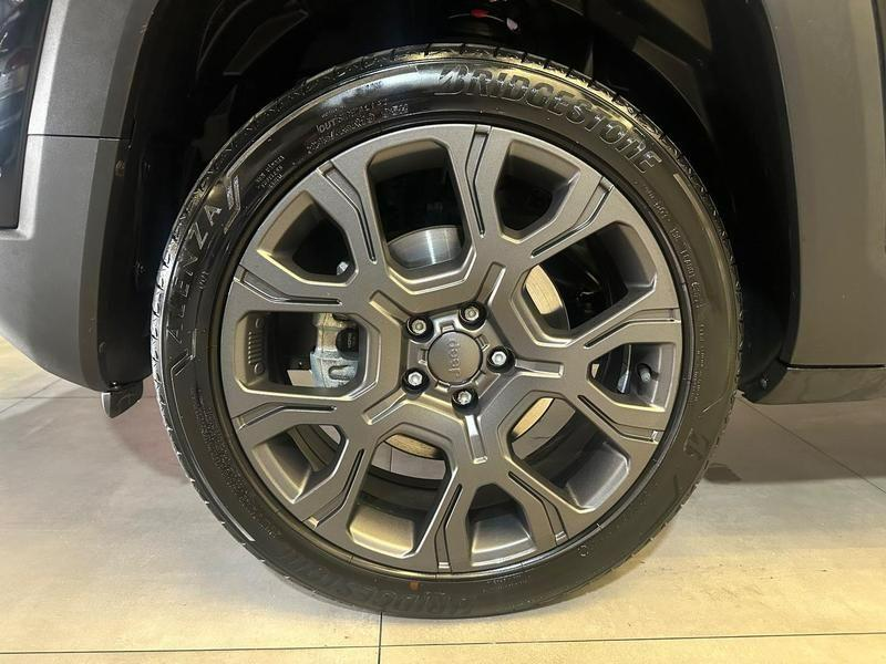 Foto do veículo JEEP RENEGADE  S T270 1.3 TB 4X4 FLEX AUT 2023 43.911 KM 113.900,00