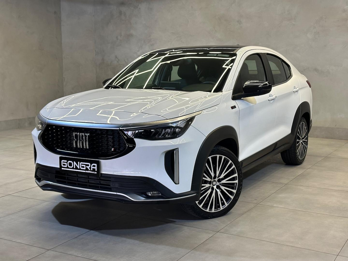 Foto do veículo FIAT FASTBACK  LIMITED ED 2024/2025 20.791 KM R$ 136.900,00