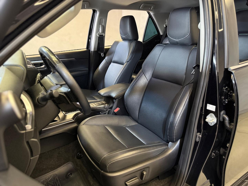 Foto do veículo TOYOTA HILUX  SW4 2.8 SRX 4X4 16V TURBO INTERCOOLER DIESEL 4P 2022 46.487 KM 309.900,00