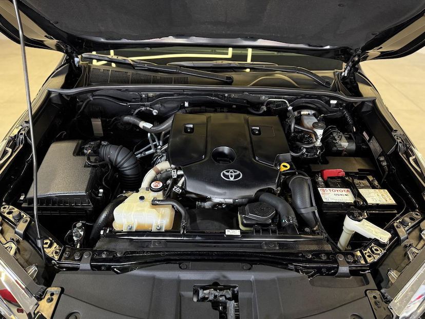Foto do veículo TOYOTA HILUX  SW4 2.8 SRX 4X4 16V TURBO INTERCOOLER DIESEL 4P 2022 46.487 KM 309.900,00