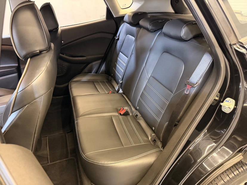 Foto do veículo CHEVROLET TRACKER  1.0 TURBO 12V FLEX AUT. 2021 49.079 KM 90.900,00