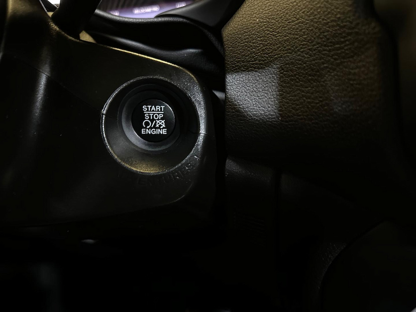 Foto do veículo JEEP RENEGADE  1.8 16V FLEX LIMITED 4P AUT 2019 83.700 KM 78.900,00