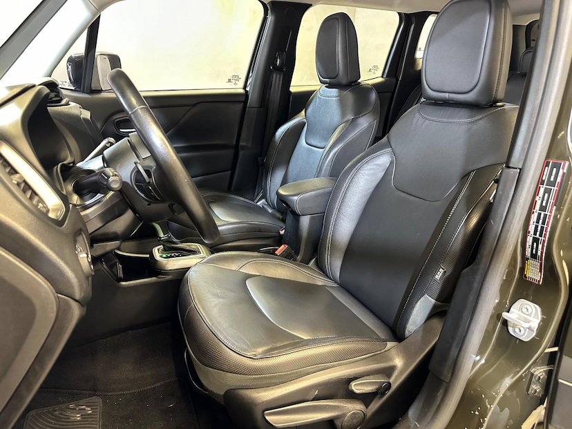 Foto do veículo JEEP RENEGADE  1.8 16V FLEX LIMITED 4P AUT 2019 83.700 KM 78.900,00