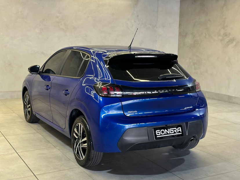 Foto do veículo PEUGEOT 208  GRIFF T200 2024 6.433 KM 102.900,00