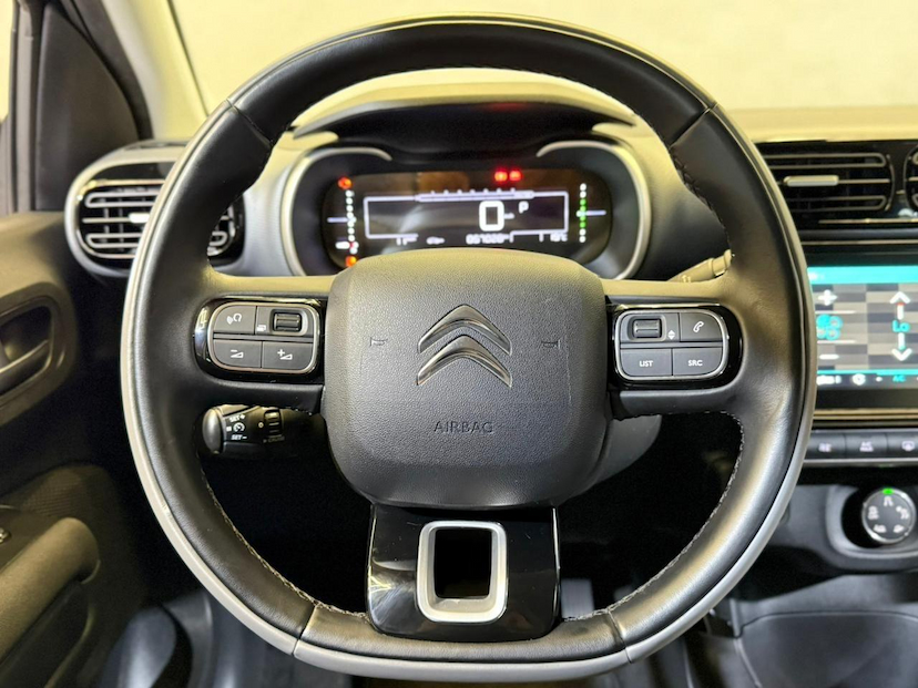 Foto do veículo CITROËN C4 CACTUS C4CACTUS SHINE T 2023 56.972 KM 96.900,00