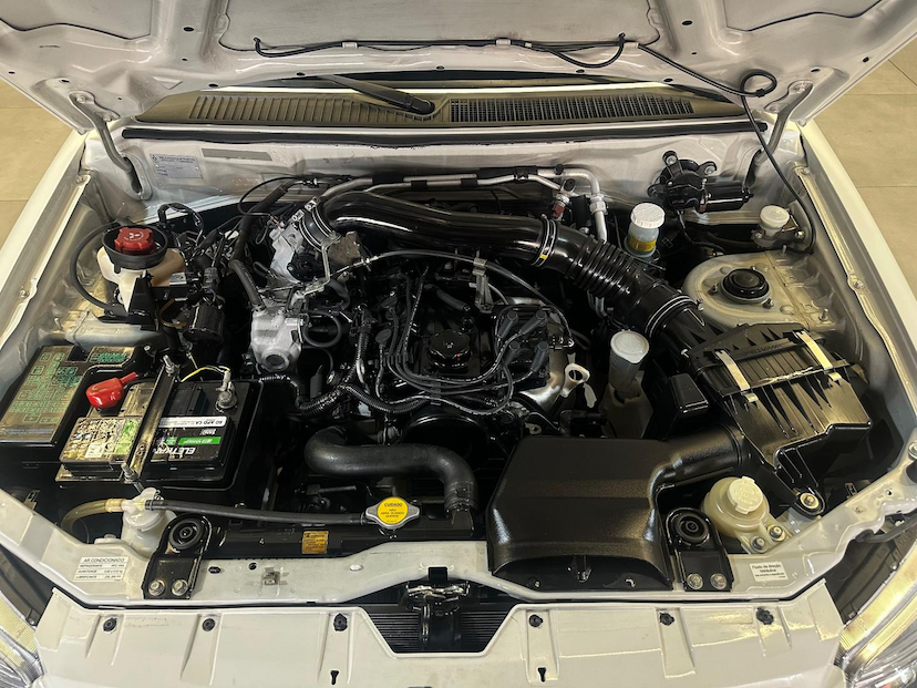Foto do veículo MITSUBISHI PAJERO TR4  FL 2WD HP 2015 97.000 KM 64.900,00
