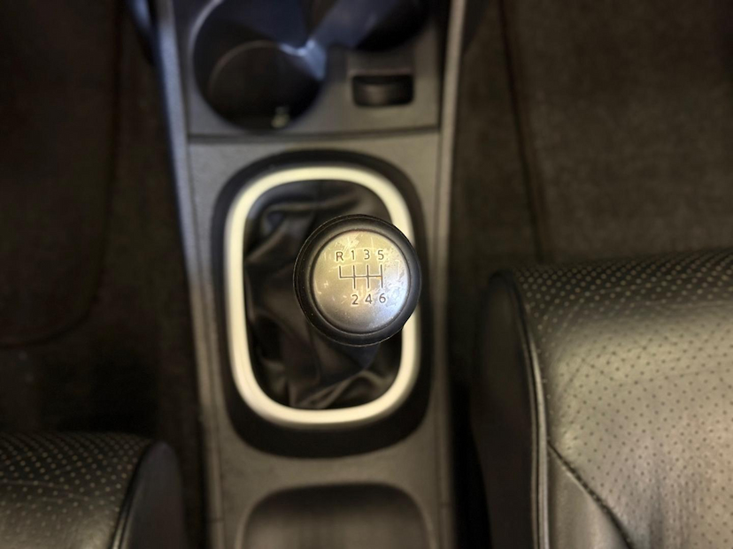 Foto do veículo NISSAN TIIDA  18SL FLEX 2013 110.769 KM 45.900,00