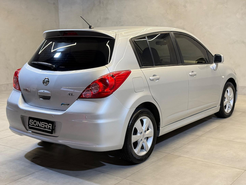 Foto do veículo NISSAN TIIDA  18SL FLEX 2013 110.769 KM 45.900,00