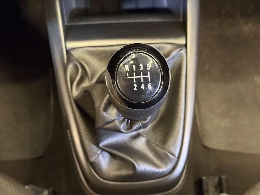 Foto do veículo CHEVROLET PRISMA  10MT JOYE 2017 84.176 KM 48.900,00
