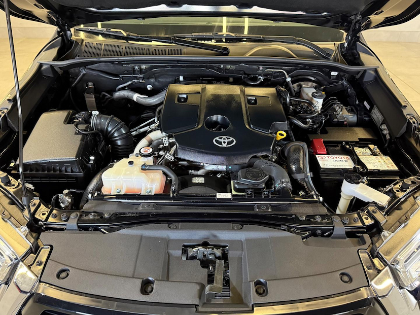 Foto do veículo TOYOTA HILUX  CDSRXA4FD 2022 58.900 KM 253.900,00
