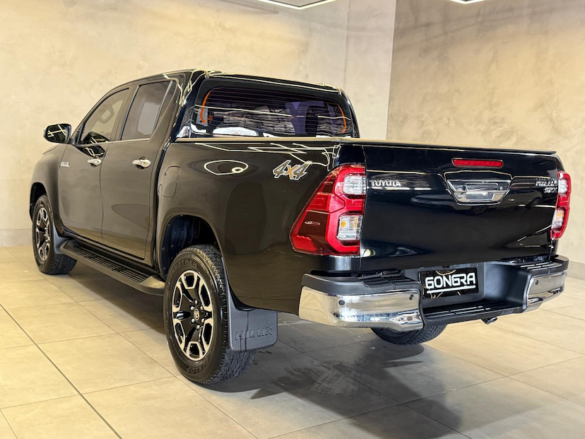 Foto do veículo TOYOTA HILUX  CDSRXA4FD 2022 58.900 KM 253.900,00