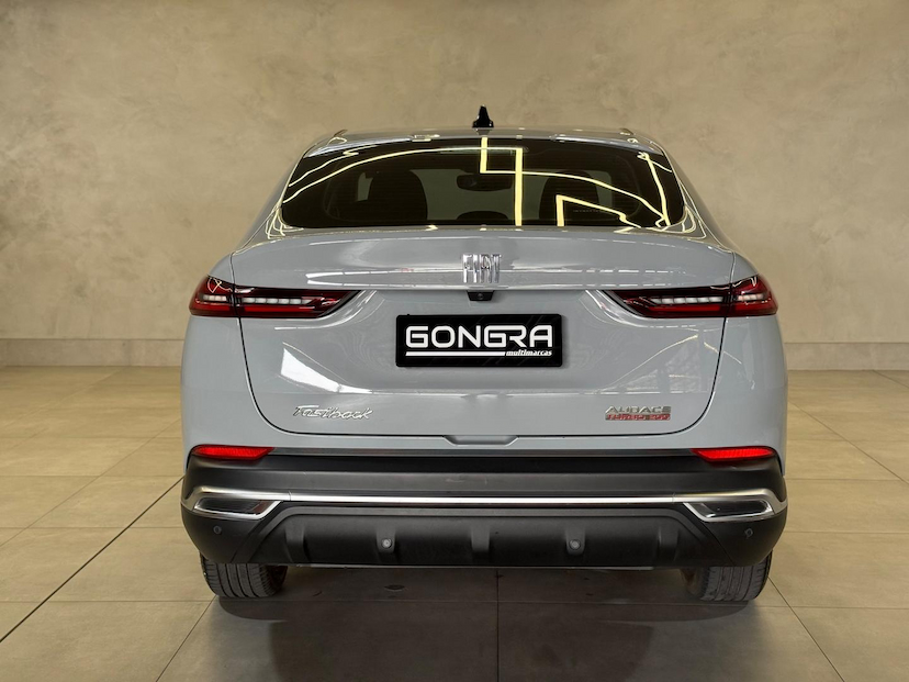 Foto do veículo FIAT FASTBACK  AUDACE 2024 22.085 KM 114.900,00