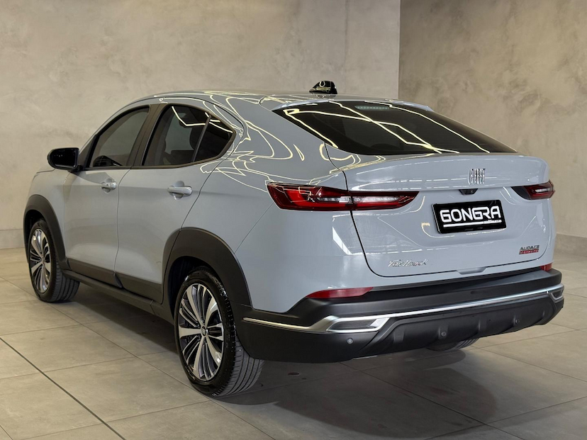 Foto do veículo FIAT FASTBACK  AUDACE 2024 22.085 KM 114.900,00