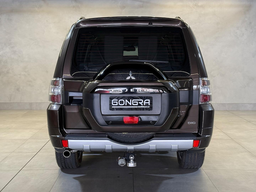 Foto do veículo MITSUBISHI PAJERO FULL  3.2 HPE 4X4 16V TURBO INTERCOOLER 2019 186.092 KM 199.900,00