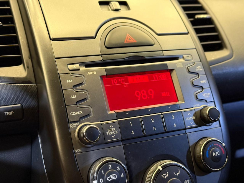 Foto do veículo KIA SOUL  EX 1.6 FF MT 2011 31.329 KM 48.900,00
