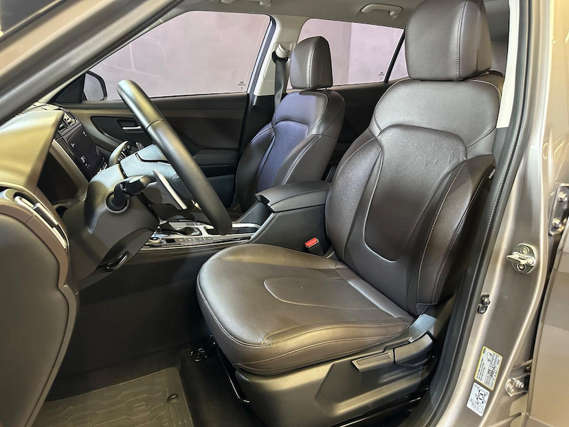 Foto do veículo HYUNDAI CRETA  1TA PLTINUM 2022 24.500 KM 125.900,00