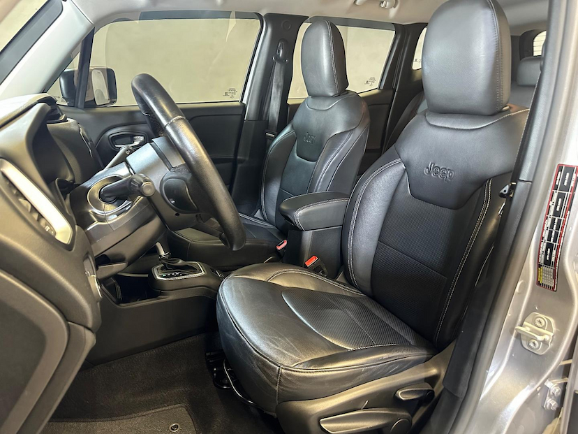 Foto do veículo JEEP RENEGADE  1.8 AT 2020 39.000 KM 79.900,00