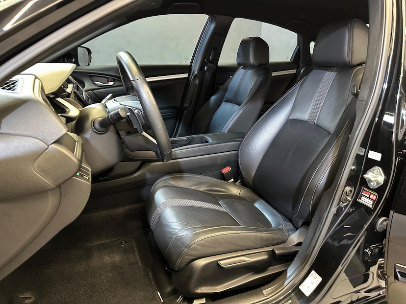 Foto do veículo HONDA CIVIC  EXL CVT 2020 70.392 KM 126.900,00