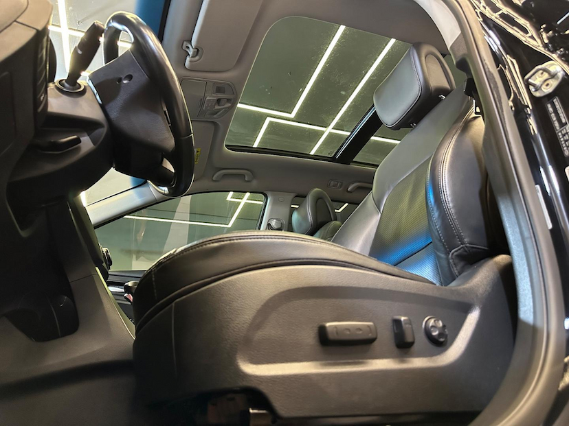 Foto do veículo HYUNDAI SANTA FÉ SANTA FE/GLS 3.3 V6 4X4 TIPTRONIC 2018 91.951 KM 119.900,00