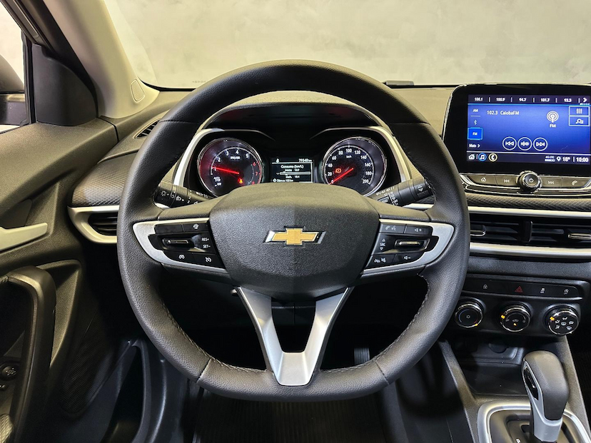 Foto do veículo CHEVROLET TRACKER  T A 2021 78.320 KM 84.900,00