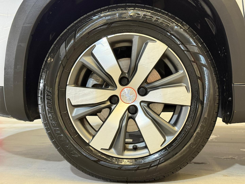 Foto do veículo PEUGEOT 2008  CROSS EAT6 2019 30.129 KM 75.900,00