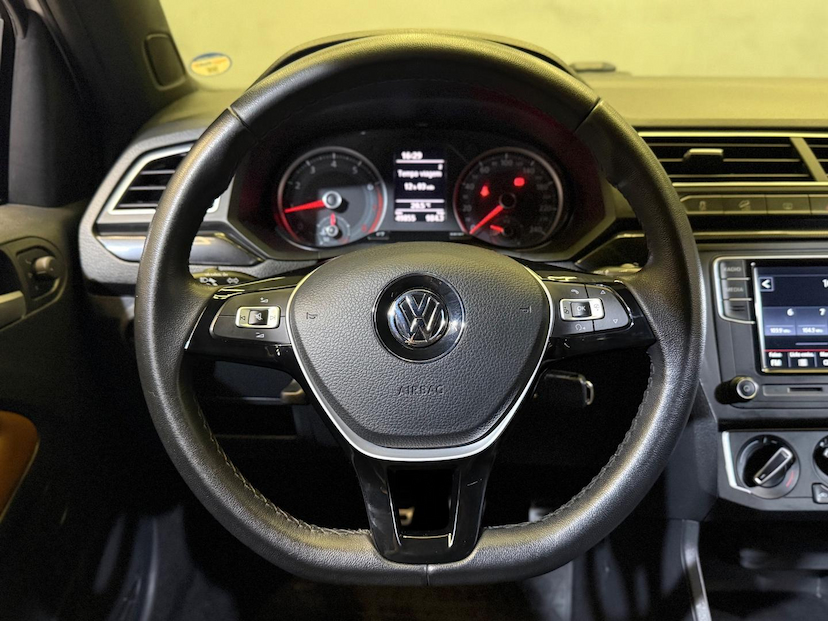 Foto do veículo VOLKSWAGEN SAVEIRO  CD CROSS MPI 2023 49.846 KM 99.900,00
