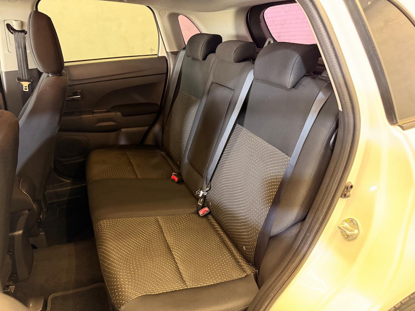 Foto do veículo MITSUBISHI ASX  2.0 CVT FLEX 2018 77.428 KM 89.900,00