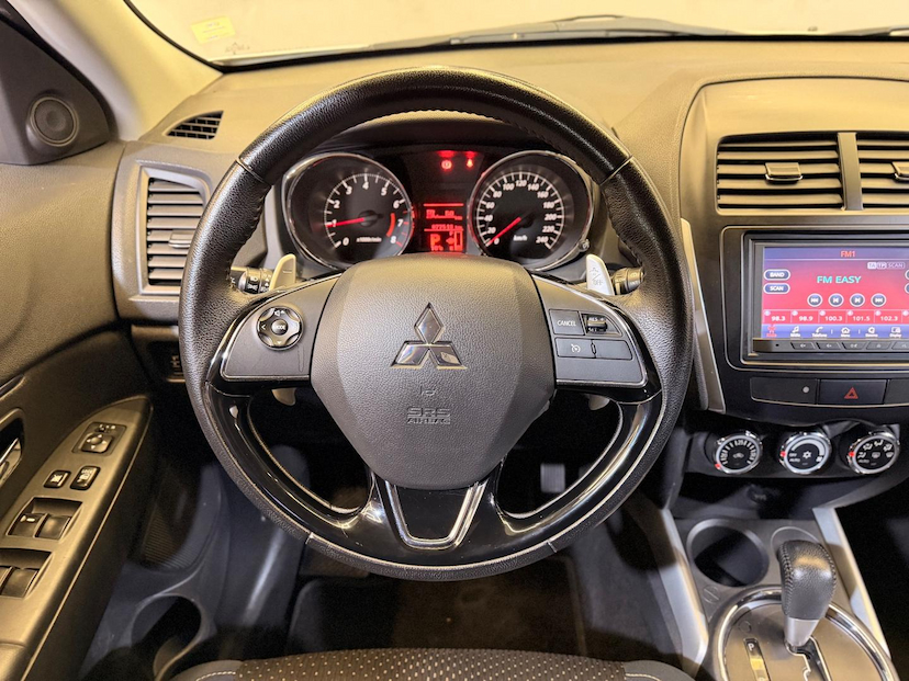 Foto do veículo MITSUBISHI ASX  2.0 CVT FLEX 2018 77.428 KM 89.900,00