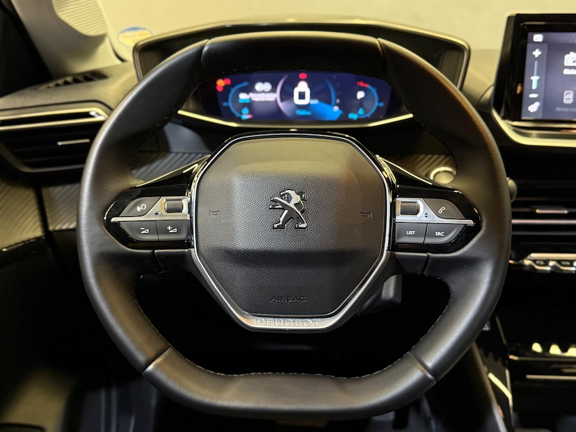 Foto do veículo PEUGEOT 208  GRIFF T200 2024 7.580 KM 101.900,00