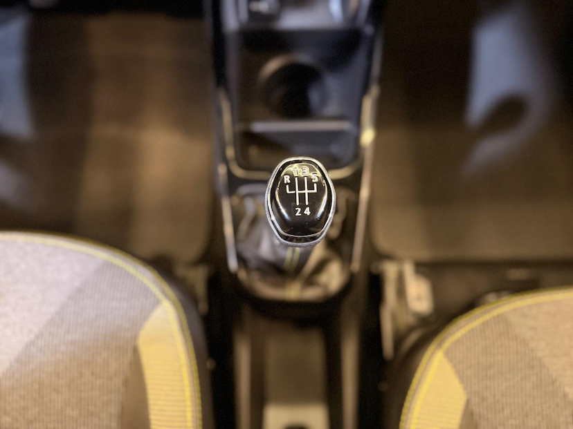 Foto do veículo RENAULT KWID  OUTSID 2 2024 48.771 KM 62.900,00