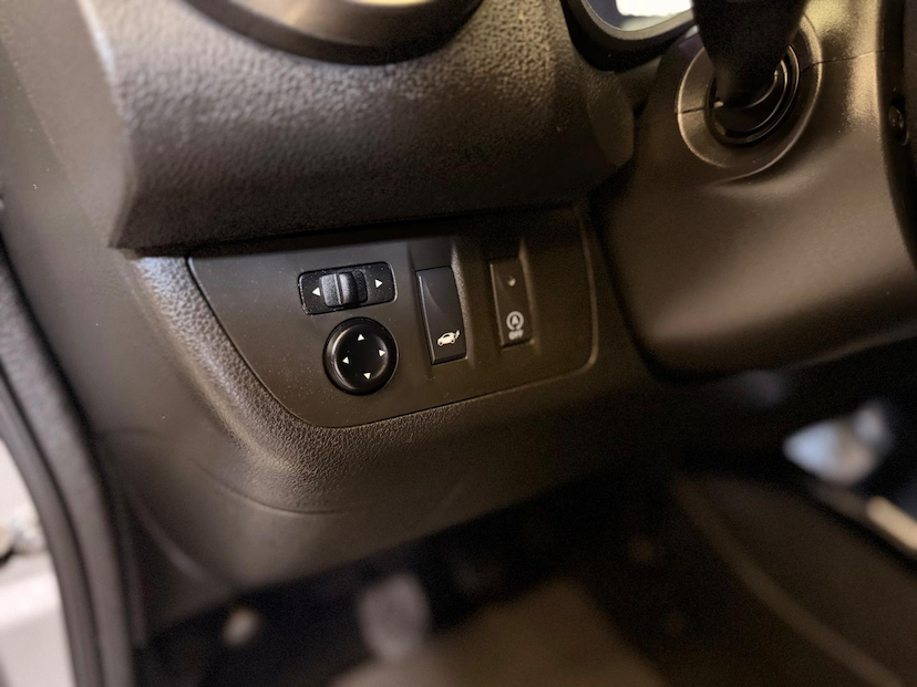 Foto do veículo RENAULT KWID  OUTSID 2 2024 48.771 KM 62.900,00