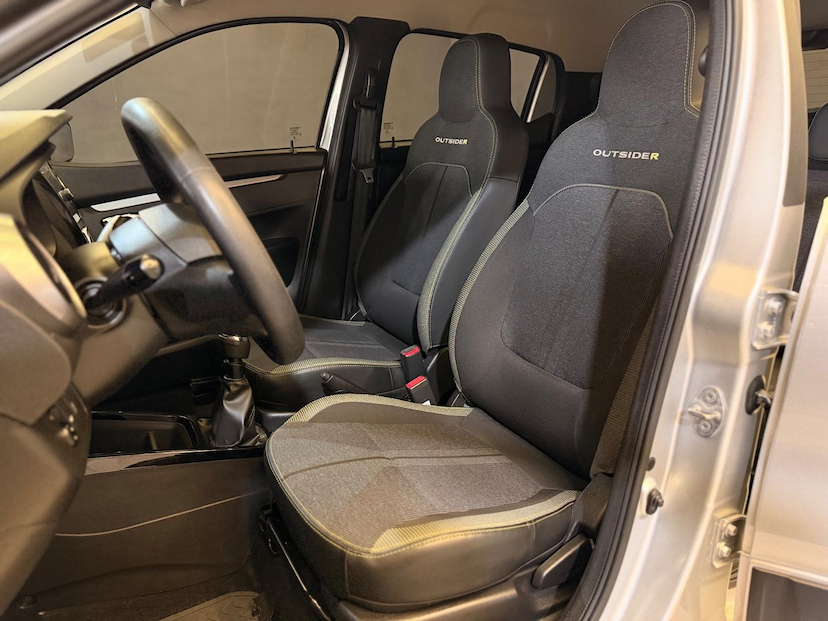 Foto do veículo RENAULT KWID  OUTSID 2 2024 48.771 KM 62.900,00