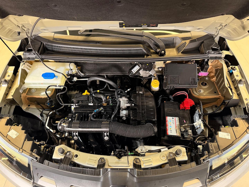Foto do veículo RENAULT KWID  OUTSID 2 2024 48.771 KM 62.900,00