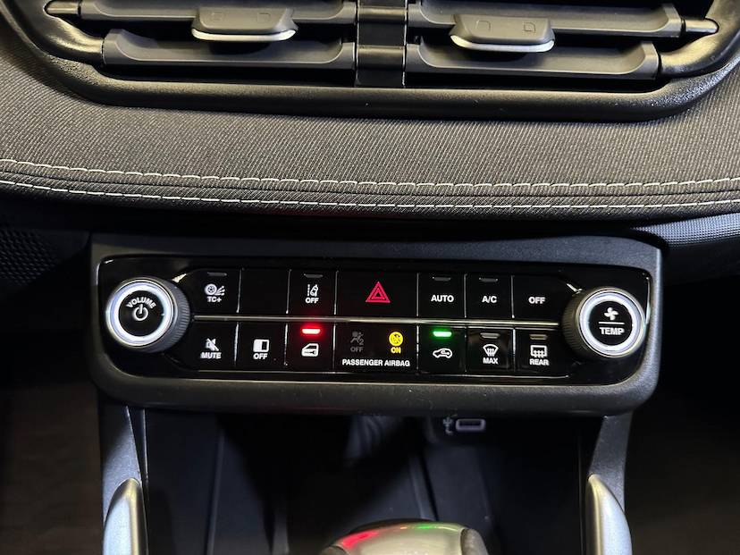 Foto do veículo FIAT FASTBACK  AUDACE 2025 16.934 KM 122.900,00