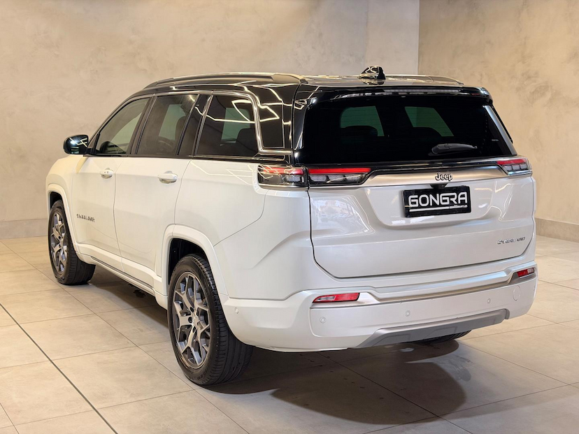 Foto do veículo JEEP COMMANDER  OVERLAND T270 1.3 TB FLEX AUT 2025 35.422 KM 199.900,00