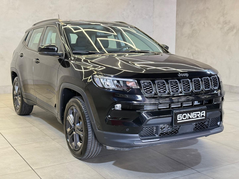 Foto do veículo JEEP COMPASS  LONG T 2025 9.362 KM 155.900,00