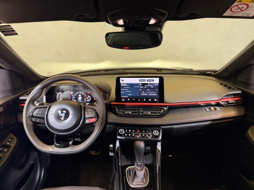 Foto do veículo FIAT PULSE  ABARTH 270 2024 16.623 KM 128.900,00